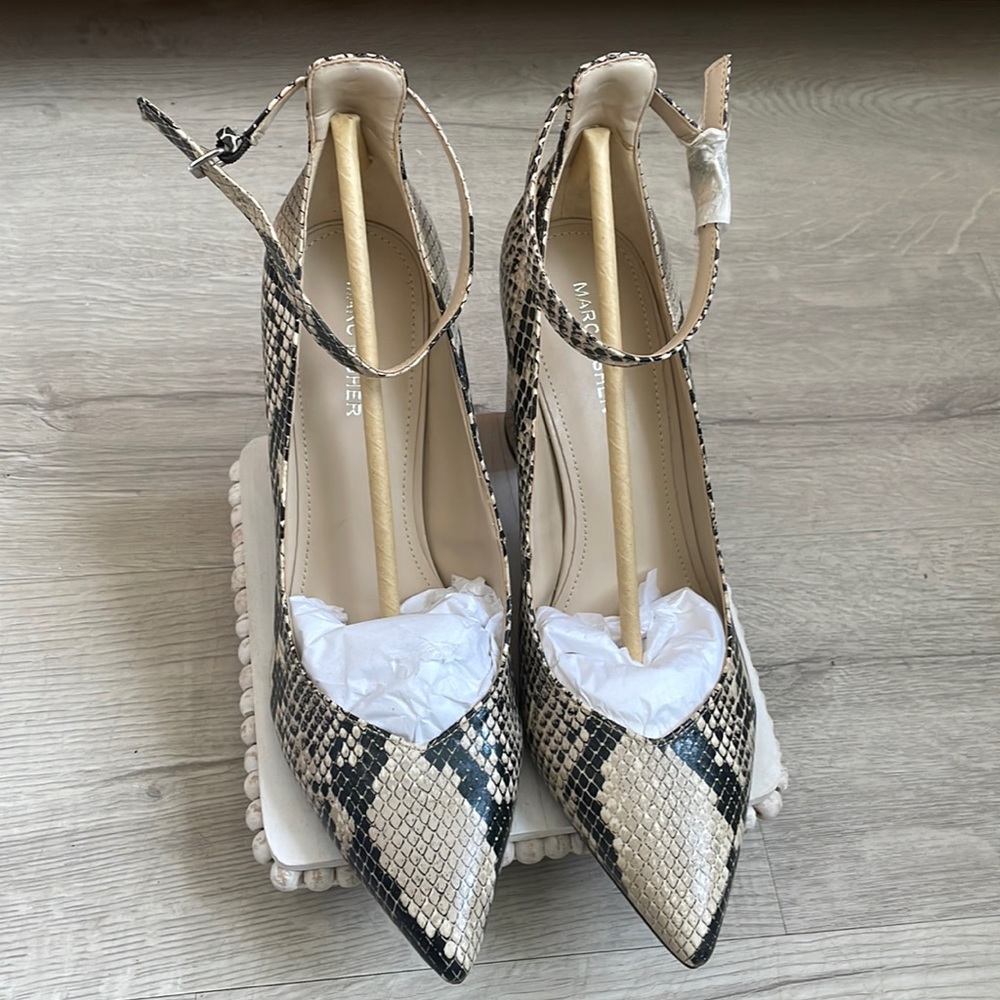 New Marc Fisher shoes, Snake Skin, Sz 10M. Price $65